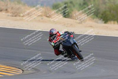 media/Oct-03-2022-Moto Forza (Mon) [[5f077a3730]]/Intermediate Group/Session 2 (Turn 10)/